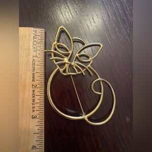Gold Cat Brooch
